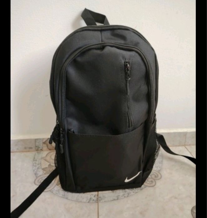 Нови раници на  Найк и Адидас