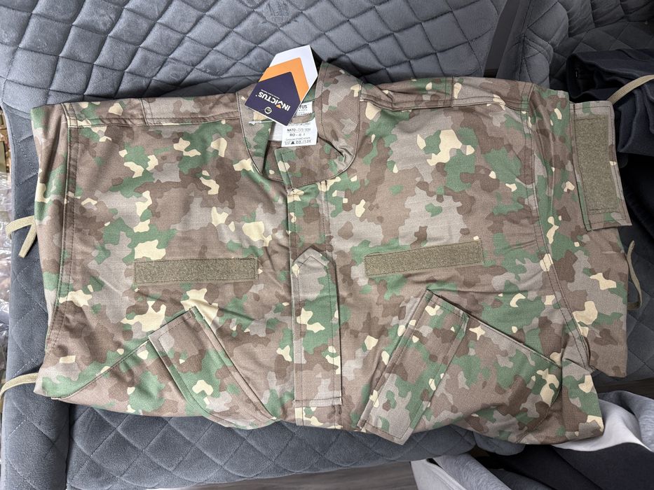 Tinuta combat marimea 48 cu 1 model 2020