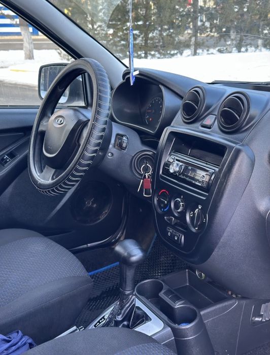 Продам Лада гранта Автомат