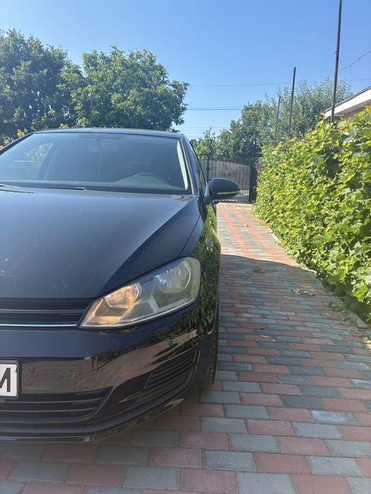 Volkswagen Golf VII