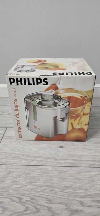 Соковыжималка Phillips HR2825