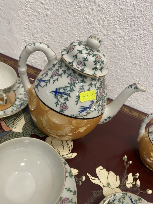 Винтидж японски порцеланов сервиз за чай с маркировка Dai Nippon Japan