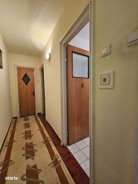 Apartament 3 camere , zona Miorita