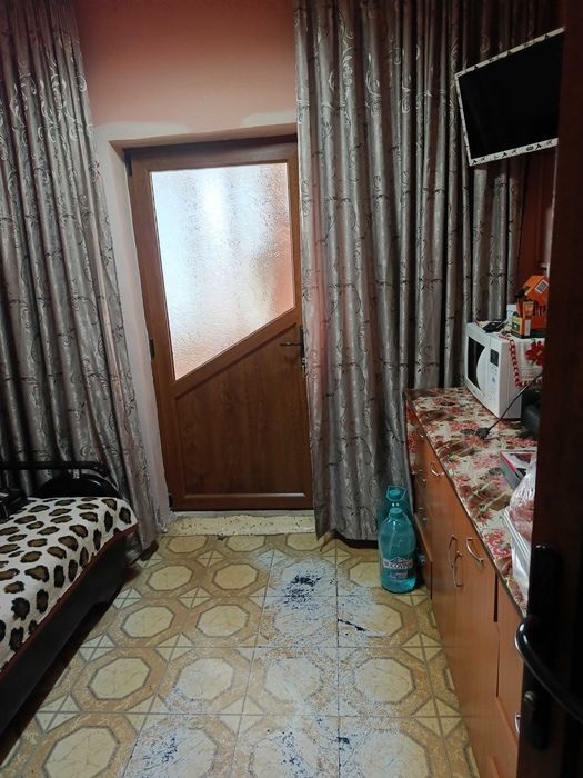 Vând apartament 3 camere