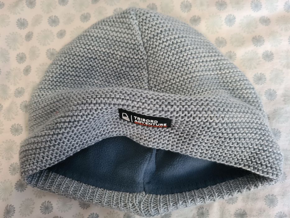 Caciuli 4-5 ani noi si in stare buna