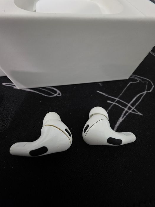 AirPods Pro 2 (Lightning) — оригинал