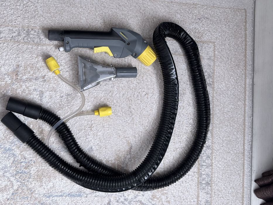 Продаю Karcher Puzzi 8/1