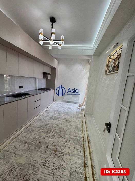 Premium uy tezda sotiladi  K2283 Sentralniy apteka tarafda