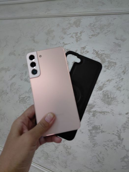 Самсунг S22+ телефон