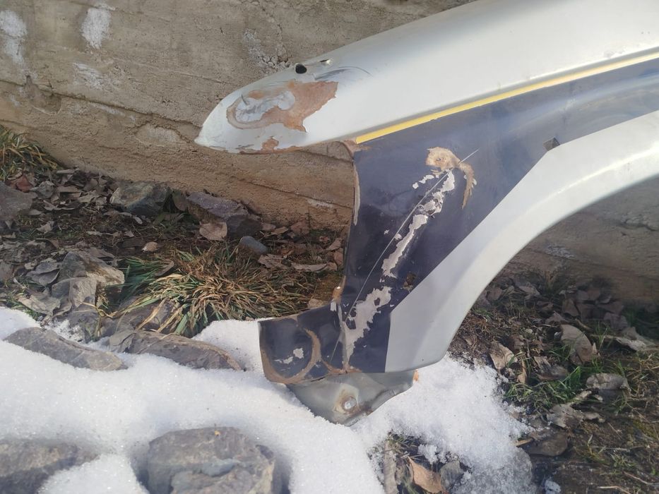 Крыло переднее  pajero 2