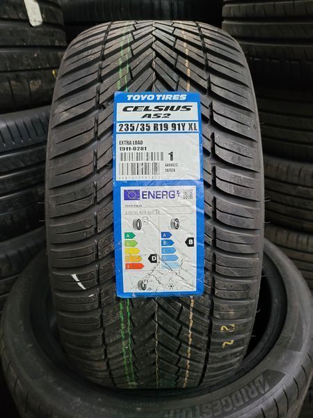 235/35/19 TOYO 4бр