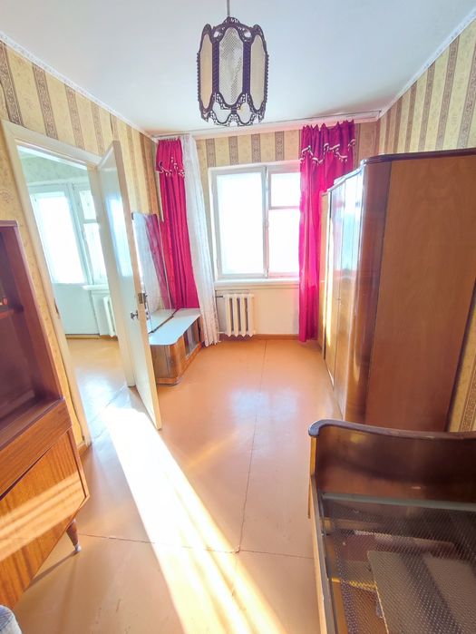 Продается 3-комн (2-45, 4 эт)