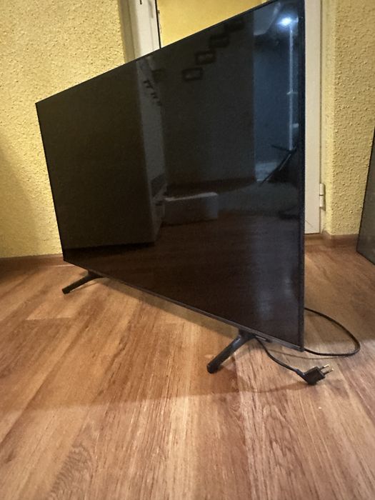 Телевизор SAMSUNG 43CU8072, 43" (108 см), Smart, UHD 4K, Клас G, LED