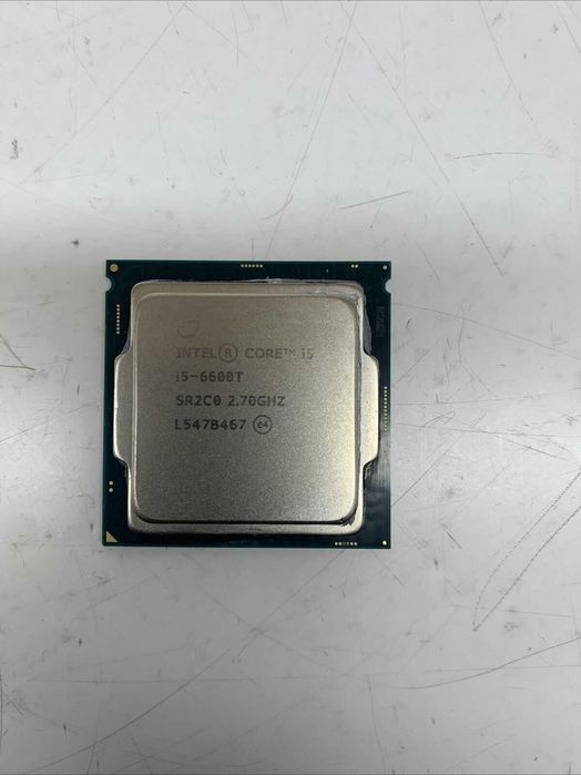 Продавам процесори