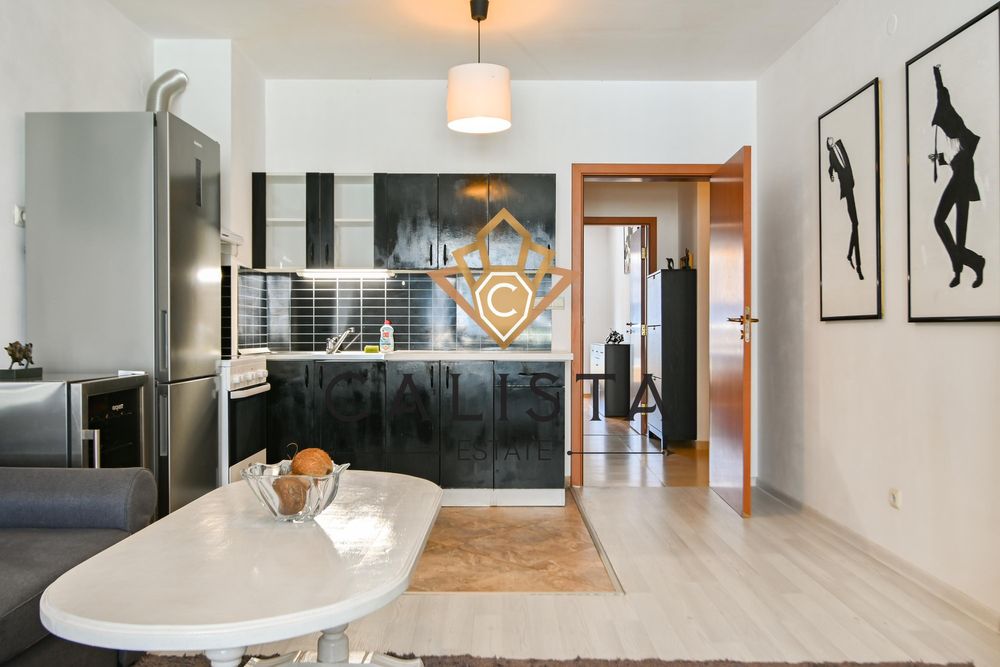 Дава се под наем Двустаен апартамент в София, Център - 72 кв.м за 746.64 € - Снимка #3
