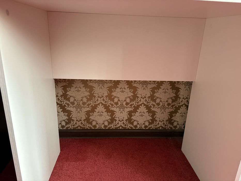 Стол, размер 50 см* 75 см