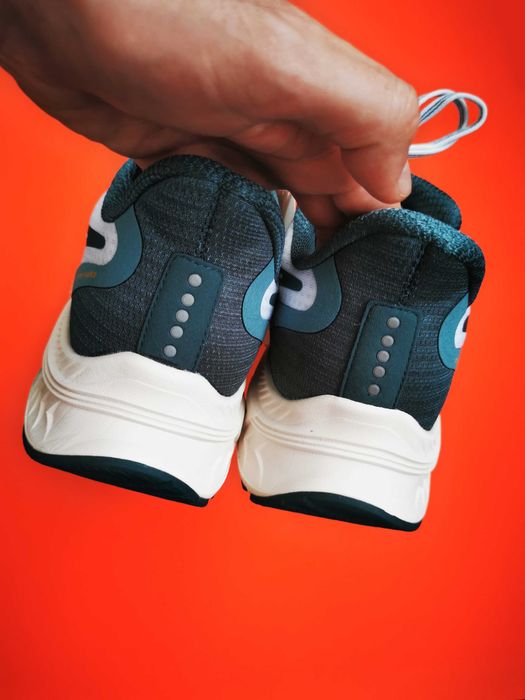 Diadora Mythos Blushield 9 Vortice adidasi sneakers running alergare