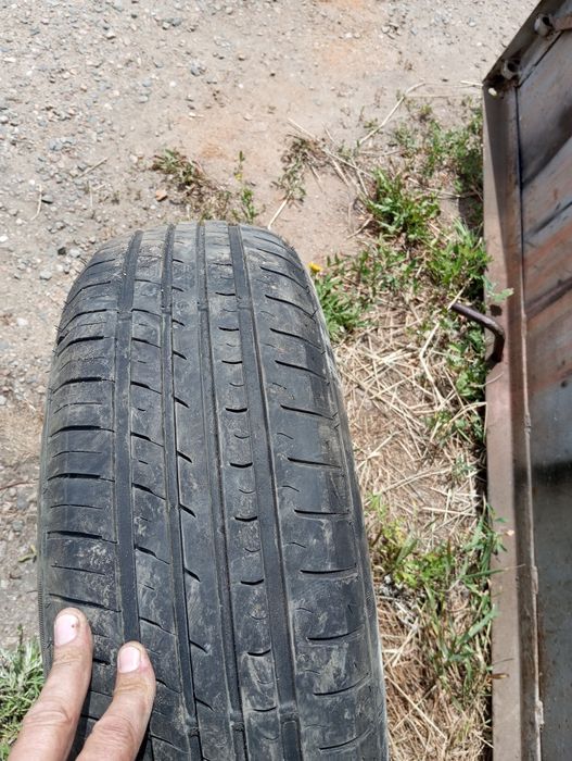 Резина 185х65 R15 б/у два баллона.