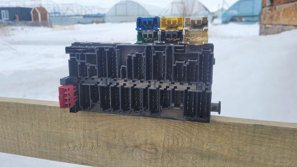 Блок предохранителя