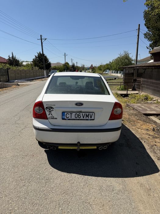 vand sau schimb cu triciclu ford  focus