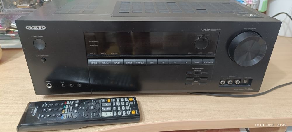 Продам AV ресивер 7.1 Onkyo TX-SR444