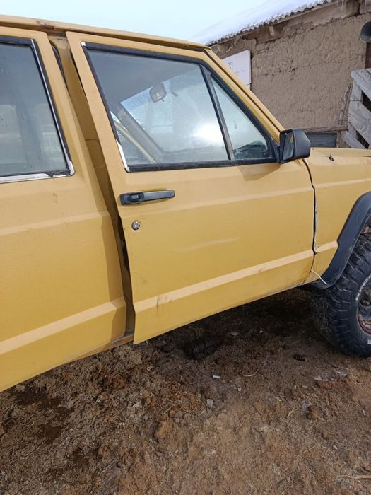 Jeep cherokee 1994, запчасти