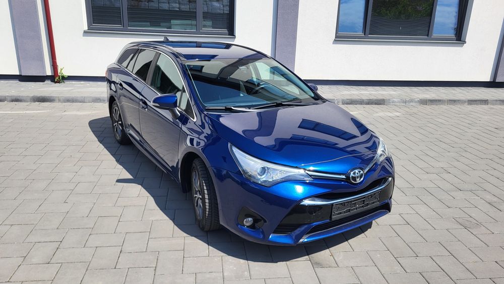 TOYOTA Avensis 2016 — imagine 2