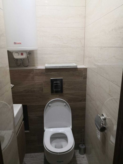 Продава се Тристаен апартамент в Велико Търново, Център - 78 кв.м за 1731 €/кв.м - Снимка #2