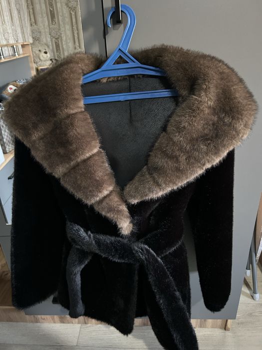 шуба черная короткая