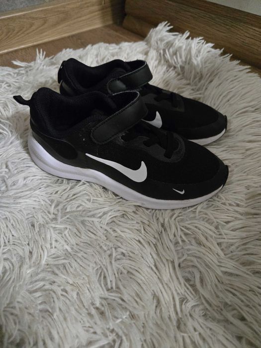 детски маратонки nike