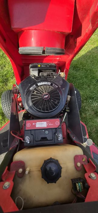 Tractoras de tuns gazon