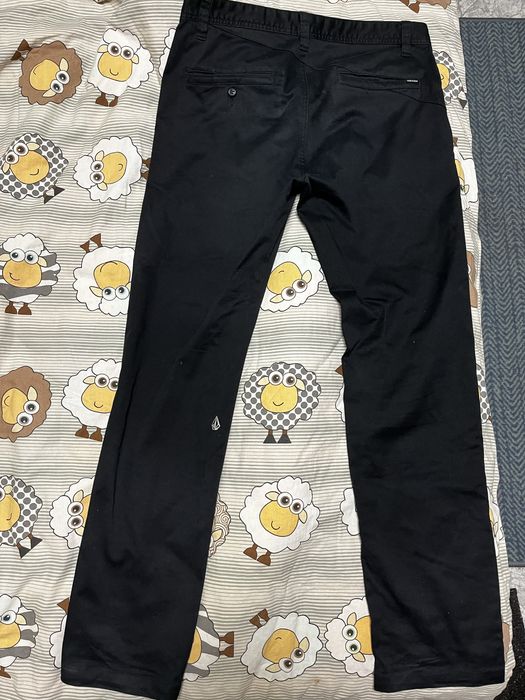 Volcom frickin pants size 33 къси и дълги панталони