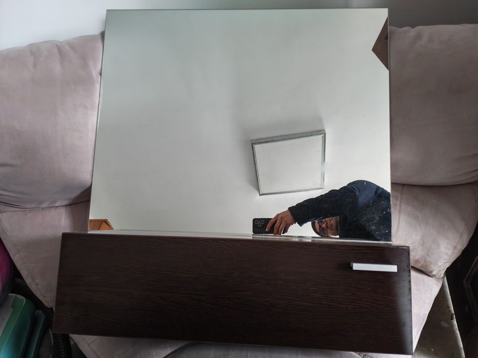 Oglinda de baie cu dulap