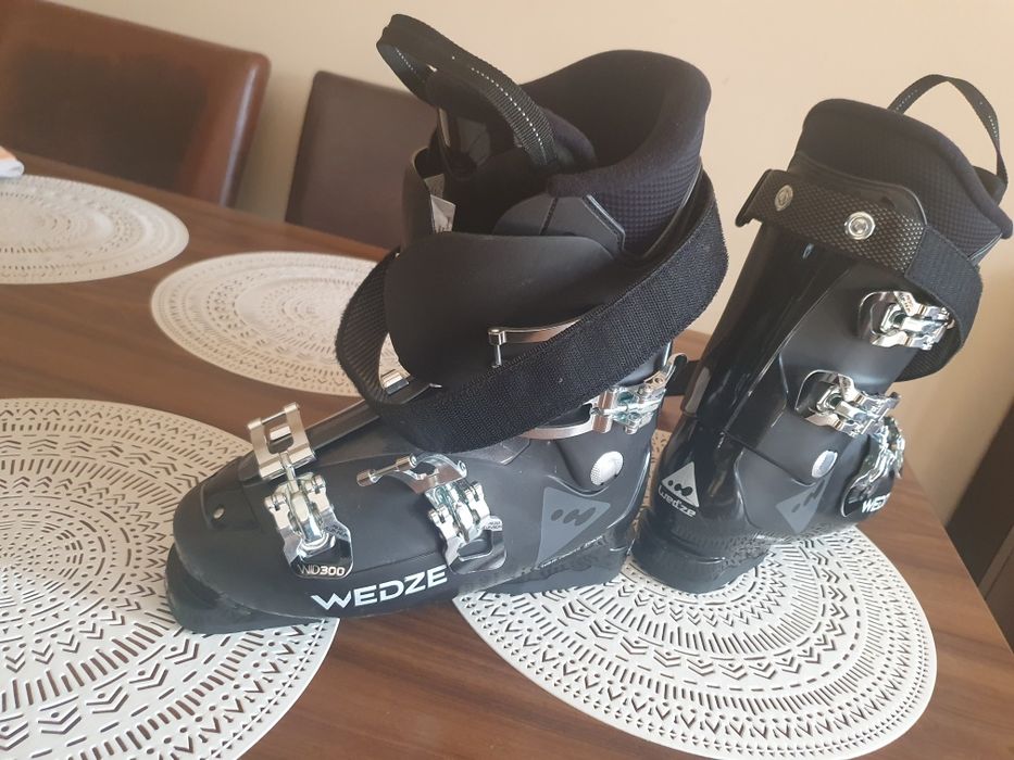 Clăpari wezde  marimea 41 noi