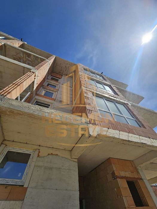 Продава се Четиристаен апартамент в Варна, Кайсиева градина - 103 кв.м за 911 €/кв.м - Снимка #1