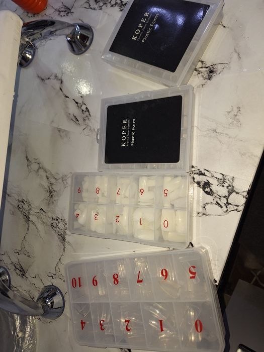 для мастеров маникюра