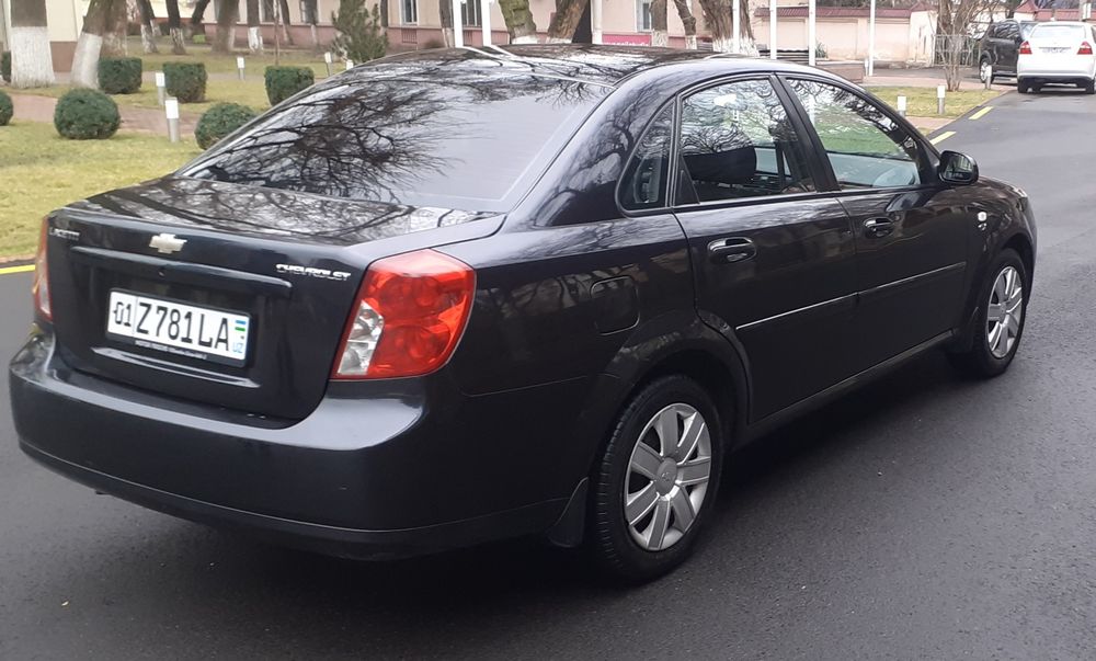 Lacetti 2012 yil mexanika obyom 1,8 srochna