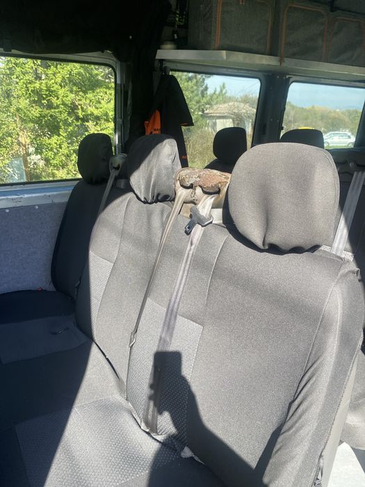 Седалки за бус Рено Мастер