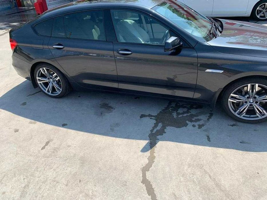 Dezmembrez Bmw 5GT F07 530d/Jante/Cutie/Motor/Oglinda/Jug/Punte/Aripa