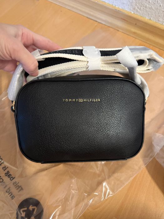 Дамска чанта Tommy Hilfiger / Calvin Klein / Guess