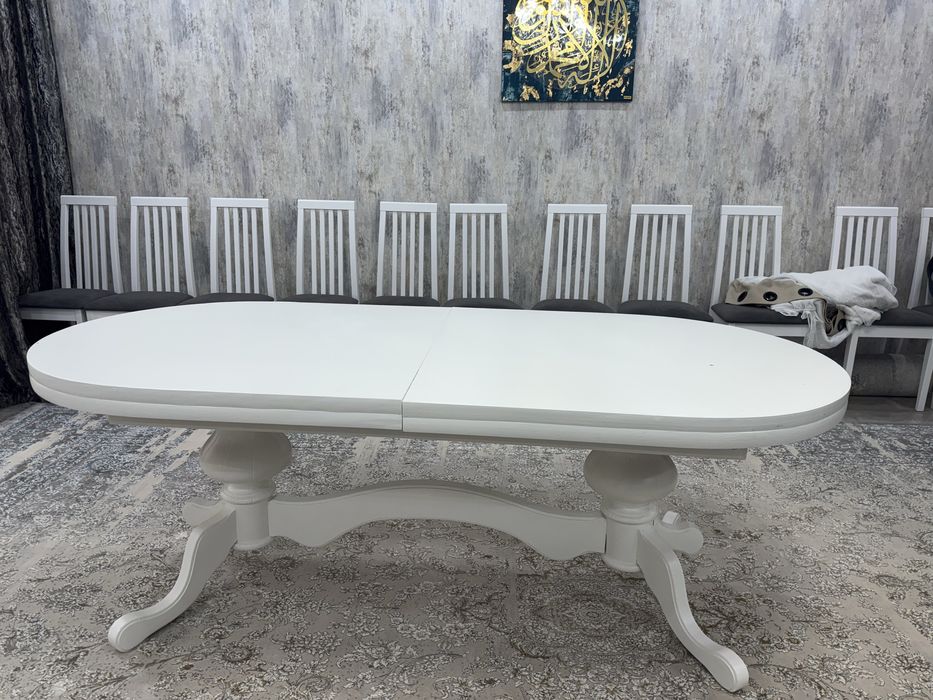 Продам деревянный стол