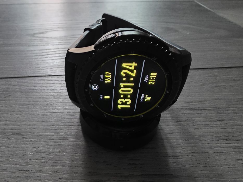 Samsung Gear 3 Frontier smartwatch