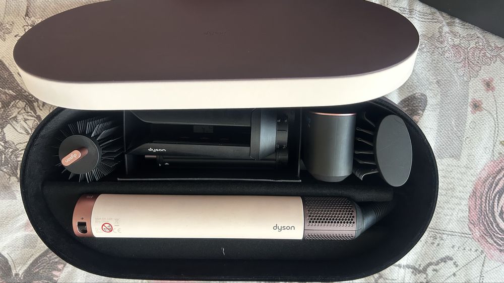 Dyson  Airwrap (Дайсън)