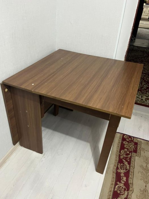 Кухонный стол 5000тг