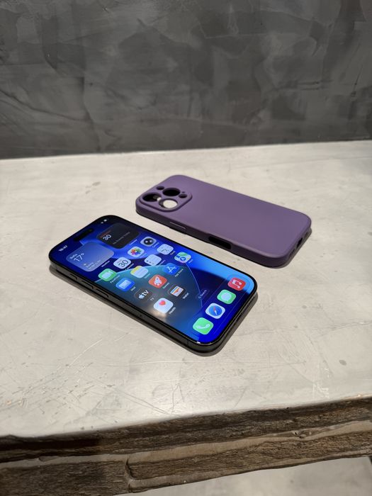 КАТО НОВ Iphone 16 Pro, 100% батерия