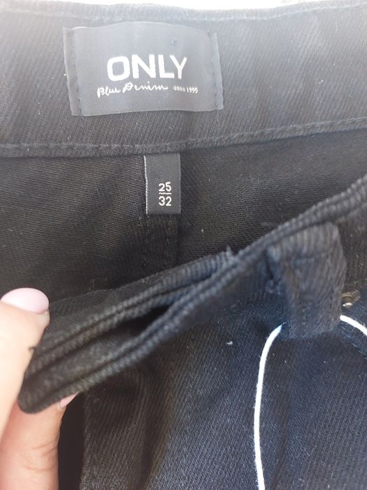 НОВИ дамски дънки на ONLY