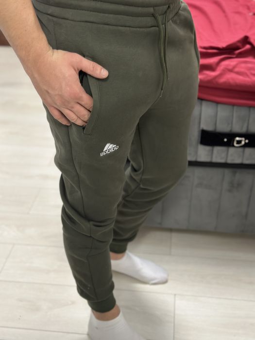 Pantaloni adidas sport