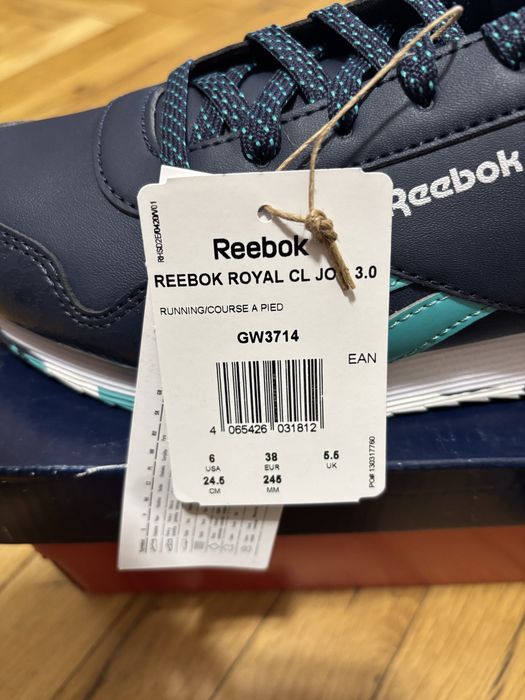 Нови Маратонки Reebok 38,5 номер