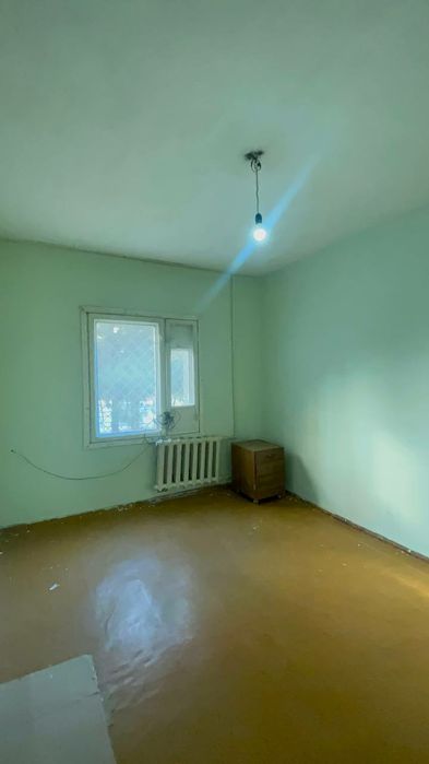 квартира яшаш ëки офис учун. 62 кв. м 2/1/9 Куйлик -7, метро Толарик