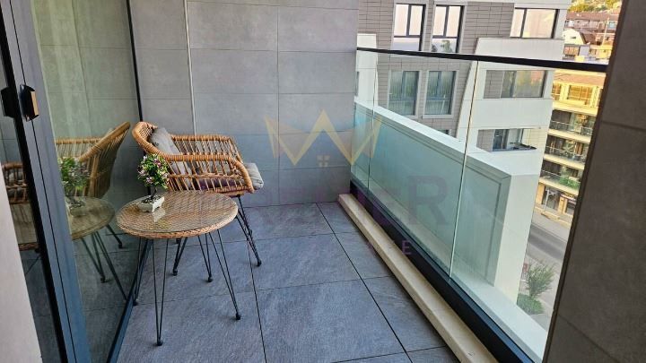 Дава се под наем Двустаен апартамент в Варна, Бриз - 74 кв.м за 765 € - Снимка #10